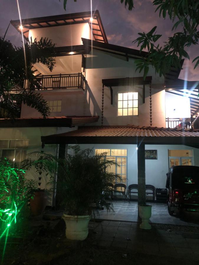 Hiriketiya New Radiant House Hotel Dikwella Kültér fotó