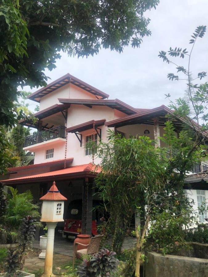 Hiriketiya New Radiant House Hotel Dikwella Kültér fotó