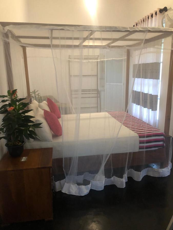 Hiriketiya New Radiant House Hotel Dikwella Kültér fotó