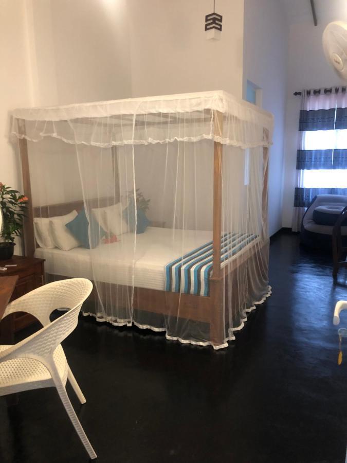 Hiriketiya New Radiant House Hotel Dikwella Kültér fotó