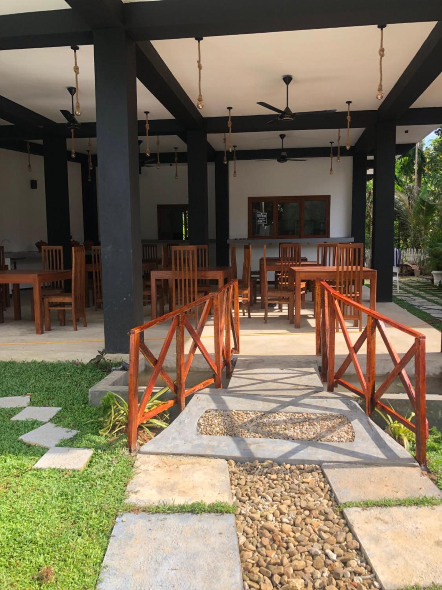 Hiriketiya New Radiant House Hotel Dikwella Kültér fotó
