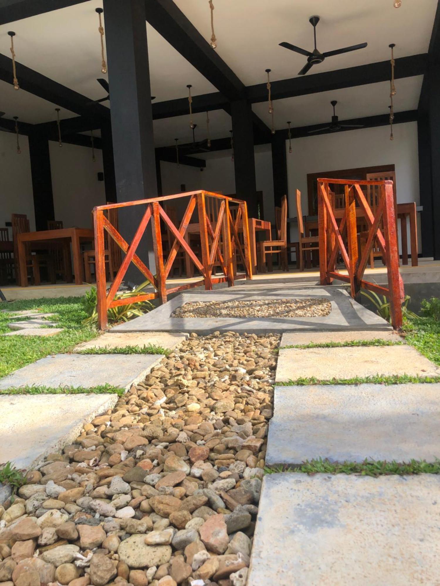 Hiriketiya New Radiant House Hotel Dikwella Kültér fotó